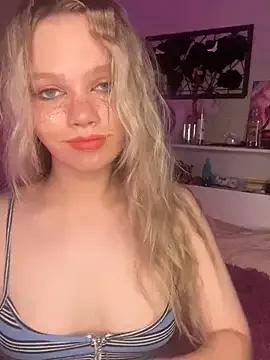 LanaLans from StripChat is Freechat