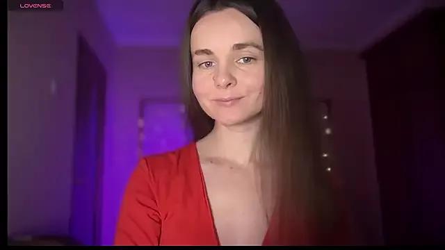 lanaloulou from StripChat is Freechat
