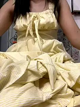 lanlan_girl2k from StripChat is Freechat