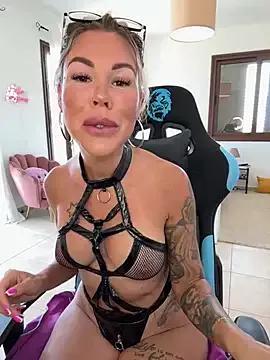 Entertain your itch for girls livestreamers with our collection of stunning models, skilled in the art of temptation and delight.