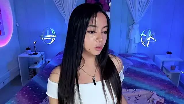 Lara_Rouss_ from StripChat is Freechat