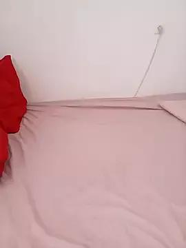 LaraGomezxx from StripChat is Freechat