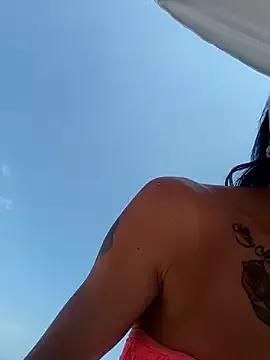 Laryta_girl13 from StripChat is Freechat