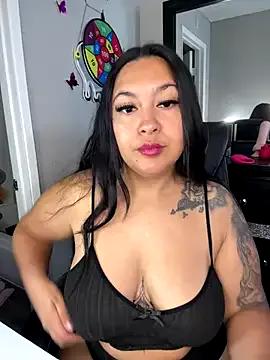 latina_curvy22 from StripChat is Freechat