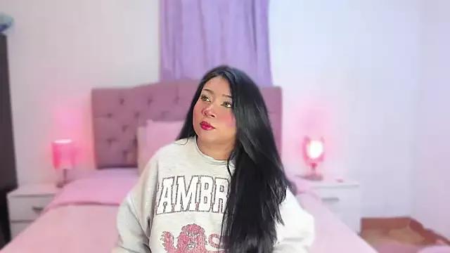 Latinabombsheell from StripChat is Freechat