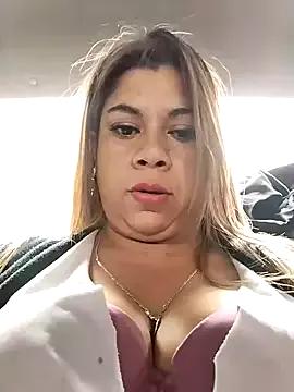 Laura-Hernandez from StripChat is Freechat
