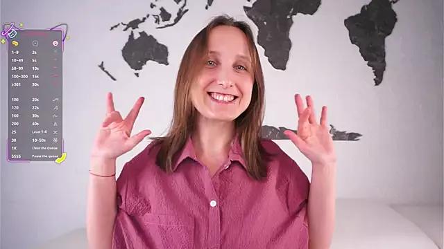 LauraCainm from StripChat is Freechat