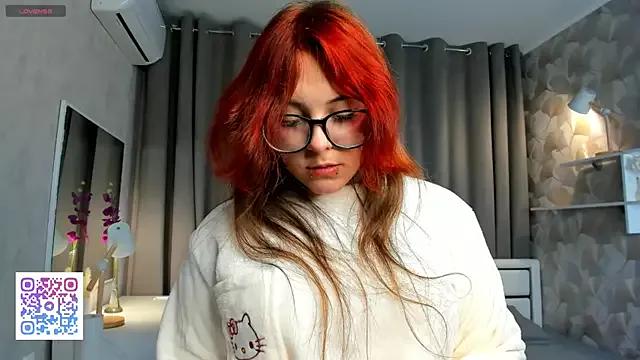 LaurenaLandro from StripChat is Freechat