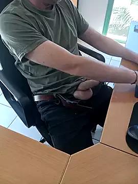 Laviestbelle from StripChat is Freechat