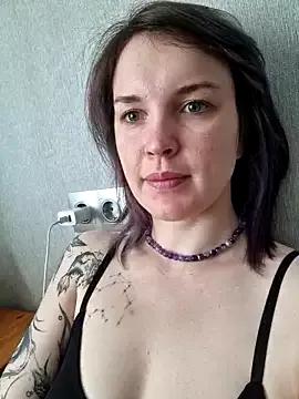 LazyTanukii on StripChat