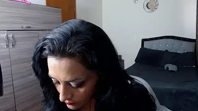 LeaBigboobs from StripChat is Freechat