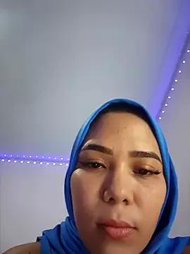 leila-ademuz from StripChat is Freechat