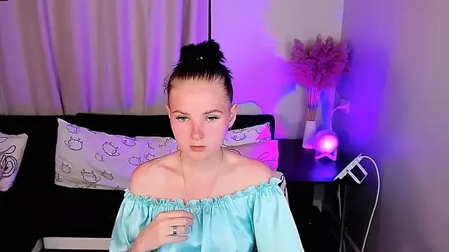 Entertain your itch for girls livestreamers with our collection of stunning models, skilled in the art of temptation and delight.