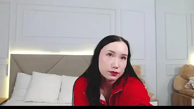 LeilaLow from StripChat is Freechat