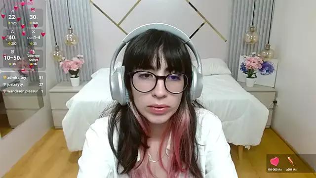 LenaRoses from StripChat is Freechat
