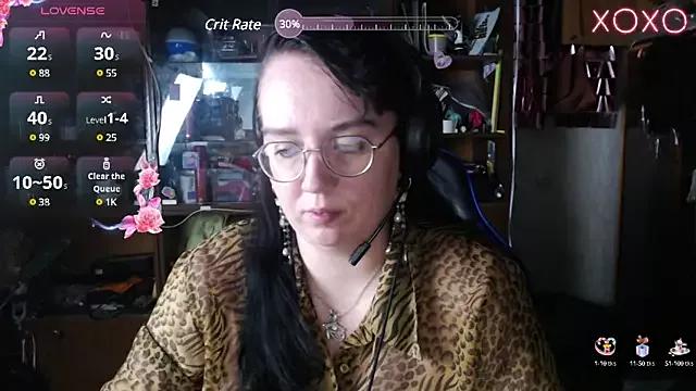 LeonaHarrison from StripChat is Freechat
