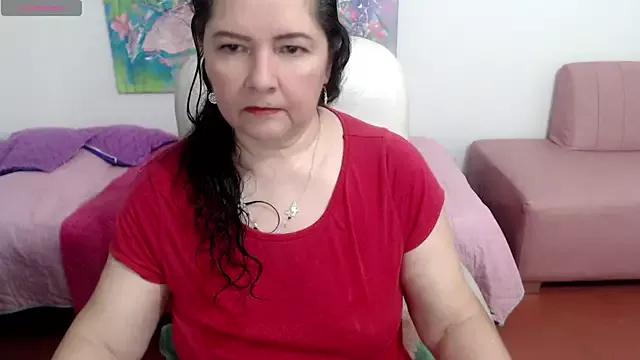 leonela_69 from StripChat is Freechat