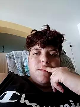 Lesbigold from StripChat is Freechat