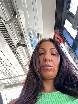 LeticiaWoods from StripChat is Freechat