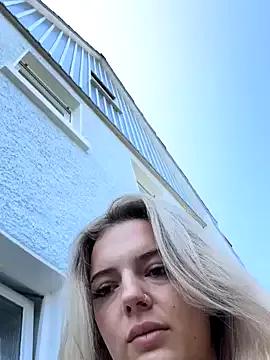 LexyGold from StripChat is Freechat