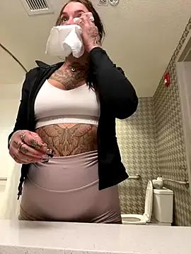 Entertain your itch for girls livestreamers with our collection of stunning models, skilled in the art of temptation and delight.