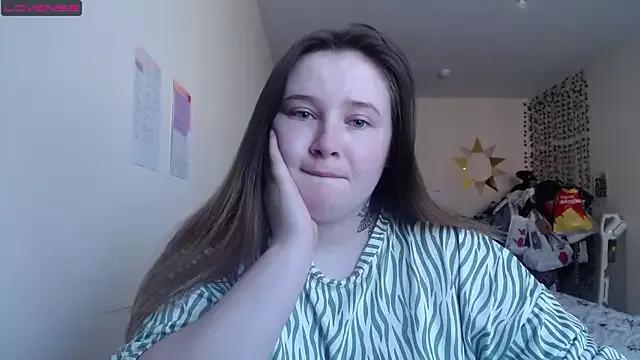 Light_Luna from StripChat is Freechat