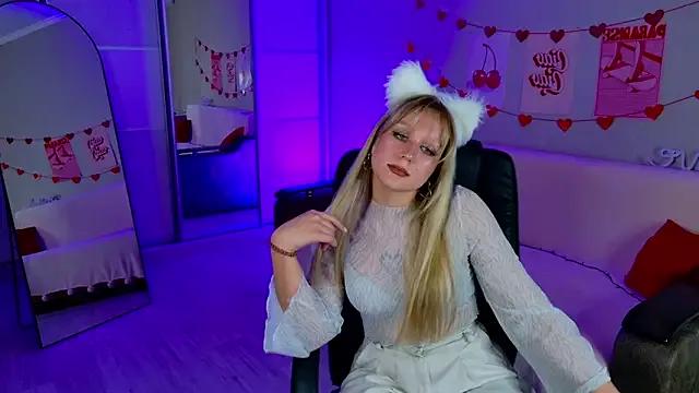 Light_Vibe from StripChat is Freechat
