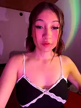 liin_rose from StripChat is Freechat