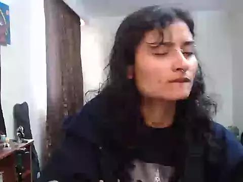 lili_clan from StripChat is Freechat