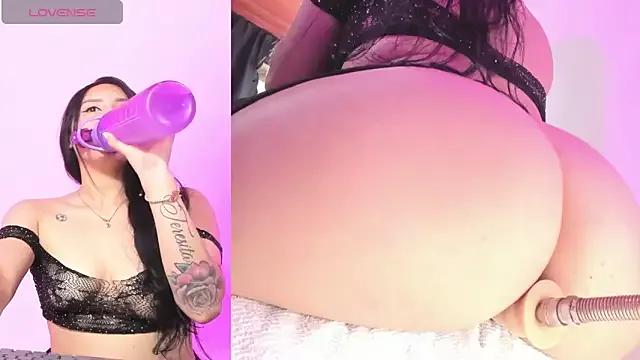 Entertain your itch for girls livestreamers with our collection of stunning models, skilled in the art of temptation and delight.