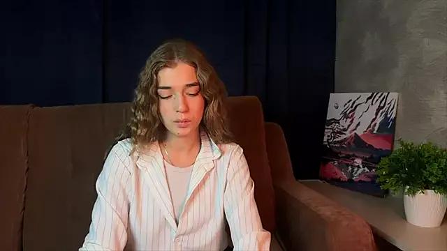 LilianLee from StripChat is Freechat