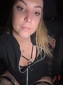 LiliMorganxxx from StripChat is Freechat