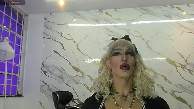 LilithThornAngelic from StripChat is Freechat