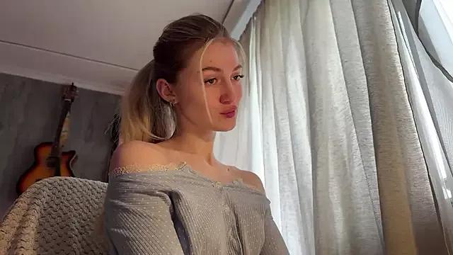 LilithTreasure from StripChat is Freechat