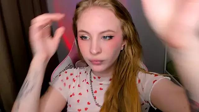 lilKitty_Melanie from StripChat is Freechat