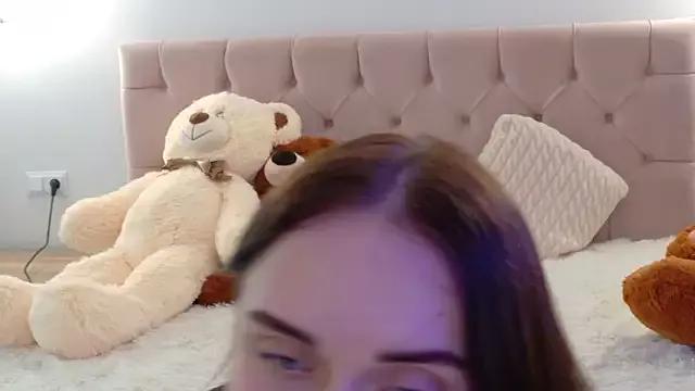 Entertain your itch for girls livestreamers with our collection of stunning models, skilled in the art of temptation and delight.