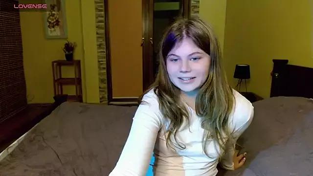 Lilly_Jess from StripChat is Freechat