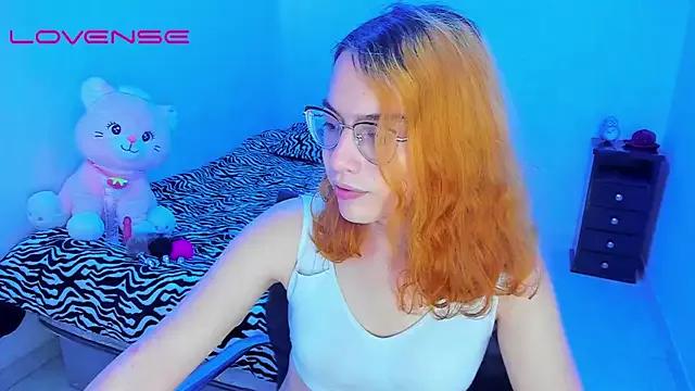 lillykittyy from StripChat is Freechat