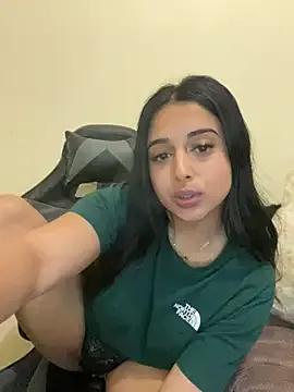 LilMisIndianx from StripChat is Freechat