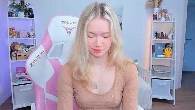 Entertain your itch for girls livestreamers with our collection of stunning models, skilled in the art of temptation and delight.