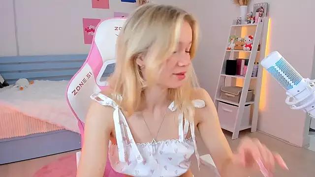 Entertain your itch for girls livestreamers with our collection of stunning models, skilled in the art of temptation and delight.