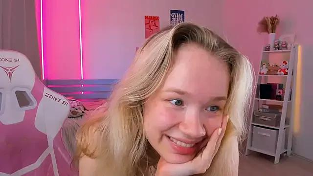 Entertain your itch for girls livestreamers with our collection of stunning models, skilled in the art of temptation and delight.