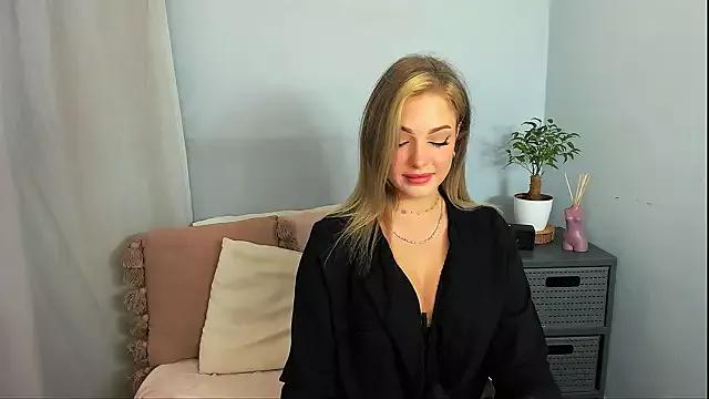 Entertain your itch for girls livestreamers with our collection of stunning models, skilled in the art of temptation and delight.