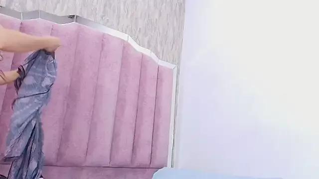 Entertain your itch for girls livestreamers with our collection of stunning models, skilled in the art of temptation and delight.