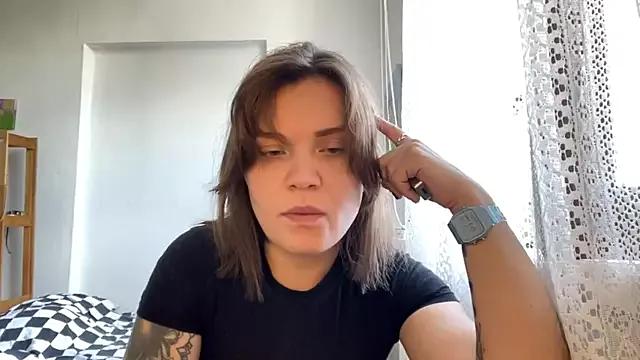 LIME_GINGER from StripChat is Freechat