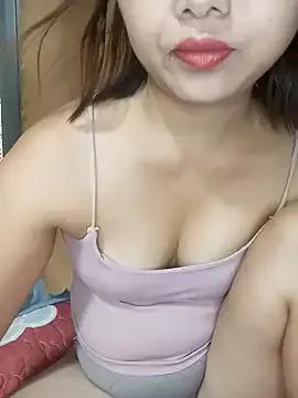 Lin_babyy from StripChat is Freechat