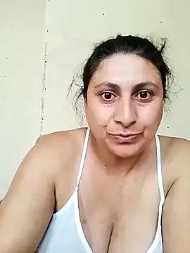 LinaJey from StripChat is Freechat