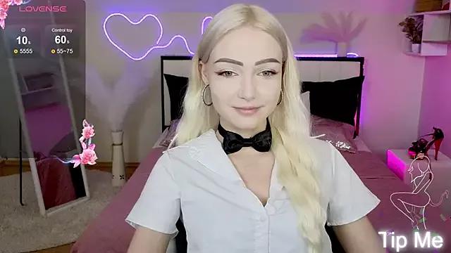 Entertain your itch for girls livestreamers with our collection of stunning models, skilled in the art of temptation and delight.
