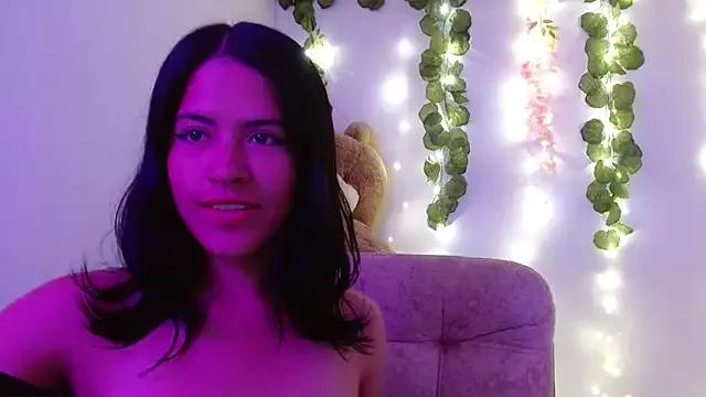 linda1609 from StripChat is Freechat