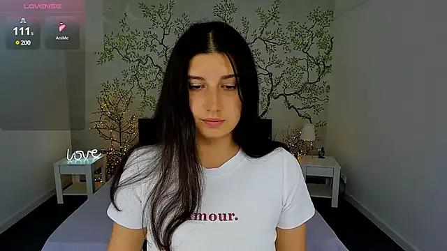 Linda_EX from StripChat is Freechat